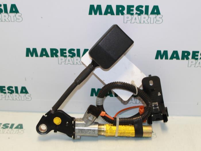 Gurtstraffer Citroen Xantia X1 8972S1 Bild Gurtstraffer Citroen Xantia X1 8972S1