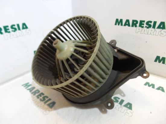 Gebläsemotor Citroen Xsara Break N2 210681233F Bild Gebläsemotor Citroen Xsara Break N2 210681233F