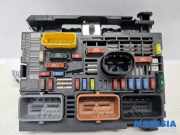 Sicherungskasten Peugeot 5008 I 9807028580