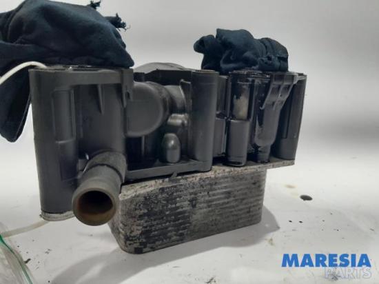 Ölfilterträger Opel Vivaro B Kasten X82 152081926R Bild Ölfilterträger Opel Vivaro B Kasten X82 152081926R