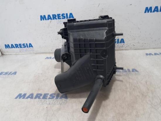 Luftfiltergehäuse Opel Vivaro B Kasten X82 165009078R Bild Luftfiltergehäuse Opel Vivaro B Kasten X82 165009078R