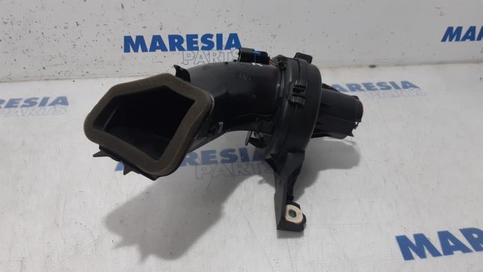 Gebläsemotor Peugeot 5008 I 9683444380 Bild Gebläsemotor Peugeot 5008 I 9683444380