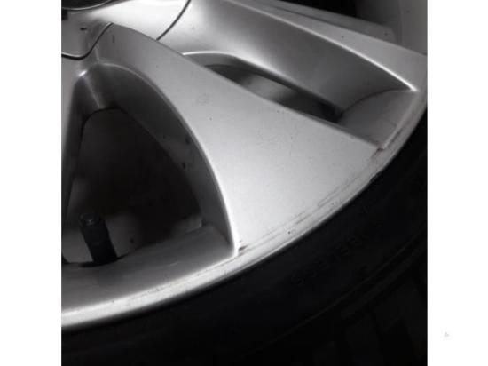 Alufelgen Satz Citroen DS5 9670292277 Bild Alufelgen Satz Citroen DS5 9670292277