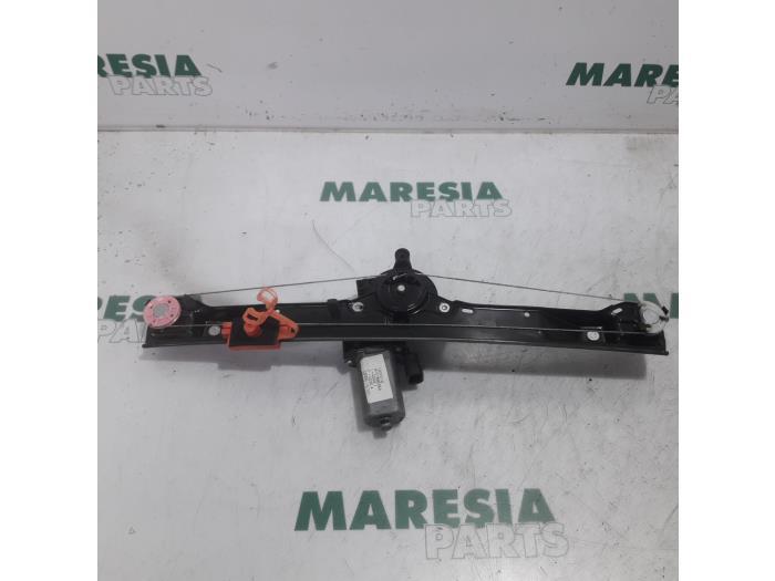 Fensterheber links vorne Fiat Punto Evo 199 0000051895385 Bild Fensterheber links vorne Fiat Punto Evo 199 0000051895385