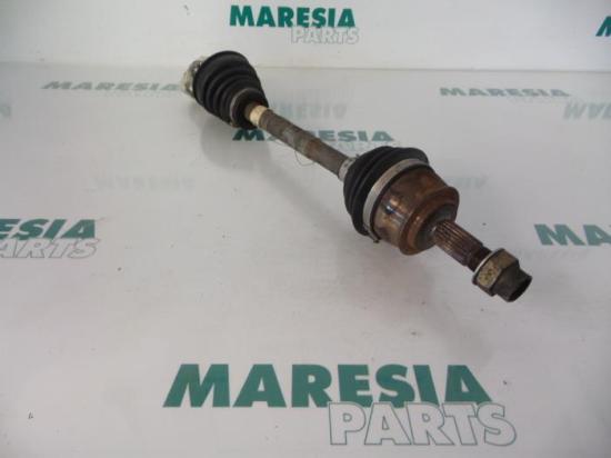 Antriebswelle links vorne Fiat Punto 188 46308158 Bild Antriebswelle links vorne Fiat Punto 188 46308158
