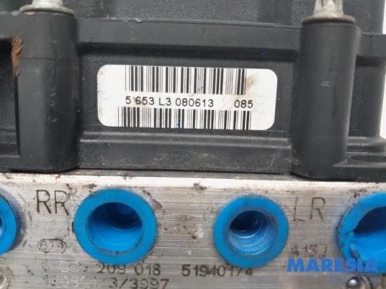 Bremsaggregat ABS Fiat Punto 199 71771141 Bild Bremsaggregat ABS Fiat Punto 199 71771141