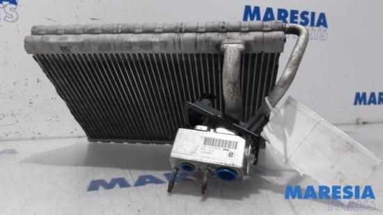 Klimakondensator Citroen DS5 52387190 Bild Klimakondensator Citroen DS5 52387190