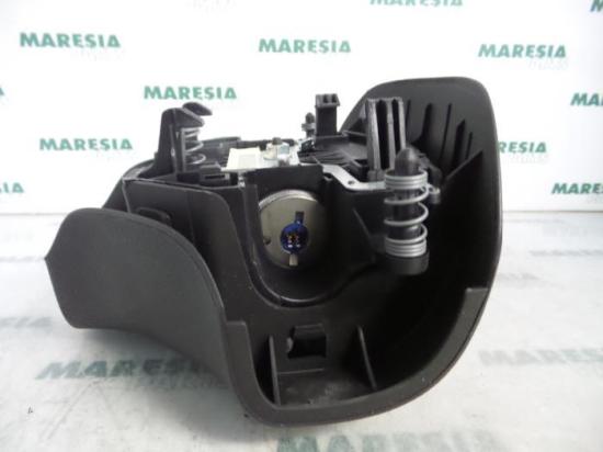 Airbag Fahrer Peugeot 206 Schrägheck 2A/C 4112FW Bild Airbag Fahrer Peugeot 206 Schrägheck 2A/C 4112FW