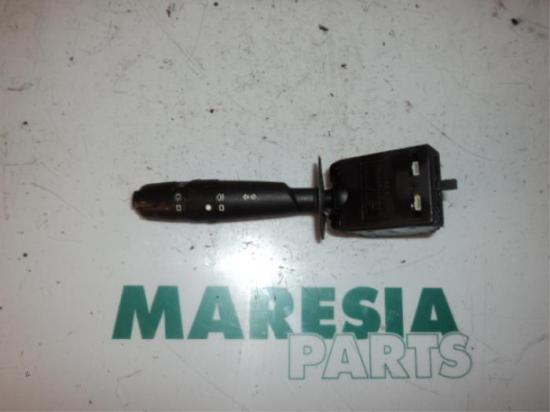 Blinkerschalter Citroen Xsara Break N2 685372 Bild Blinkerschalter Citroen Xsara Break N2 685372