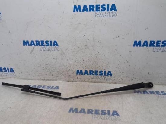 Wischerarm vorne Peugeot 207 6429AN Bild Wischerarm vorne Peugeot 207 6429AN