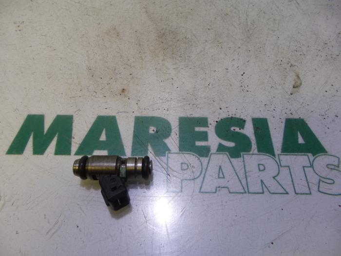 Einspritzdüse Fiat Punto 188 71718655 Bild Einspritzdüse Fiat Punto 188 71718655