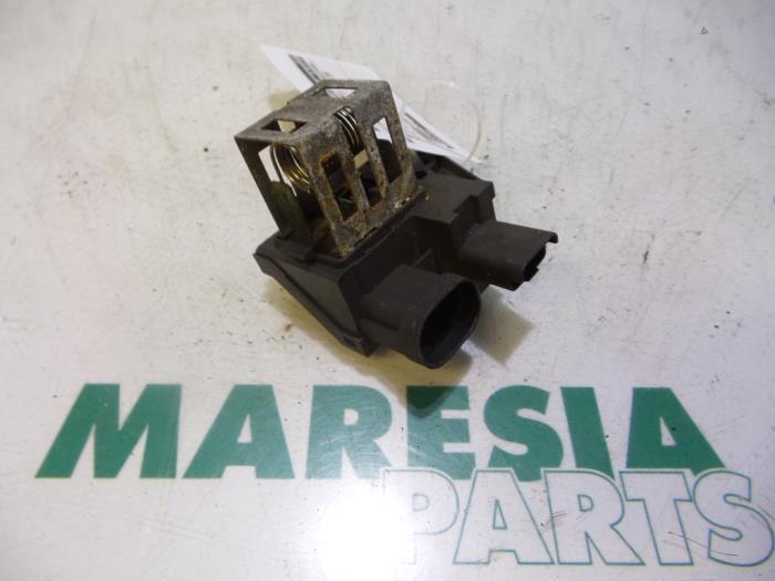 Widerstand Kühlergebläse Peugeot 207 9662872380 Bild Widerstand Kühlergebläse Peugeot 207 9662872380