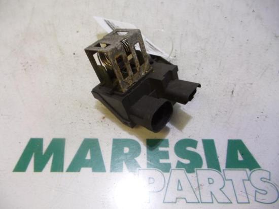 Widerstand Kühlergebläse Peugeot 207 9662872380 Bild Widerstand Kühlergebläse Peugeot 207 9662872380