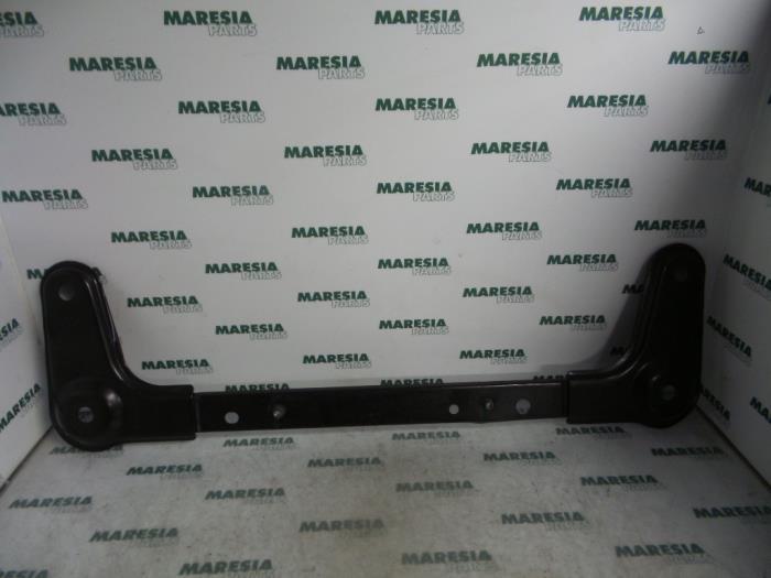 Vorderachsträger Renault Clio Grandtour IV R 8200537419