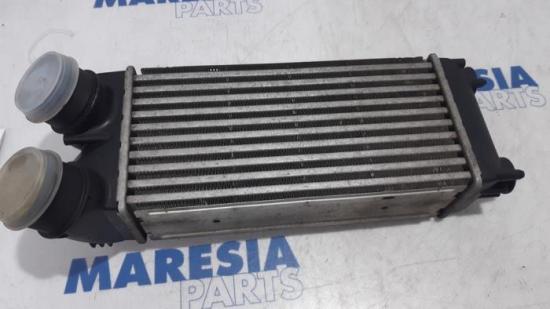 Ladeluftkühler Peugeot 5008 I 9656503480 Bild Ladeluftkühler Peugeot 5008 I 9656503480