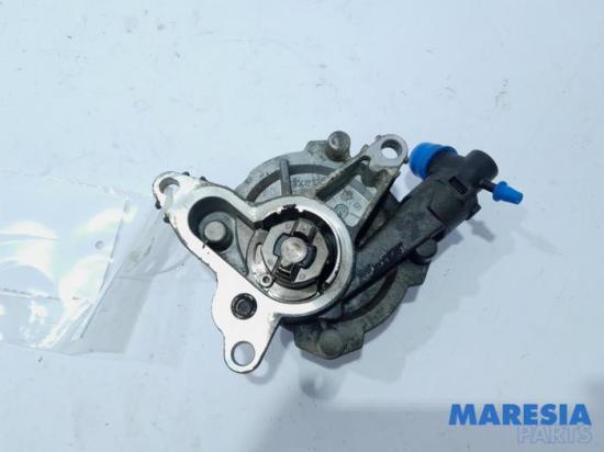 Unterdruckpumpe Opel Vivaro B Kasten X82 95517994 Bild Unterdruckpumpe Opel Vivaro B Kasten X82 95517994