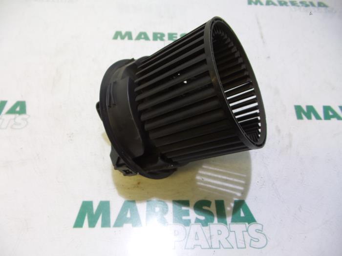 Gebläsemotor Renault Clio IV Grandtour KH T1029527H Bild Gebläsemotor Renault Clio IV Grandtour KH T1029527H