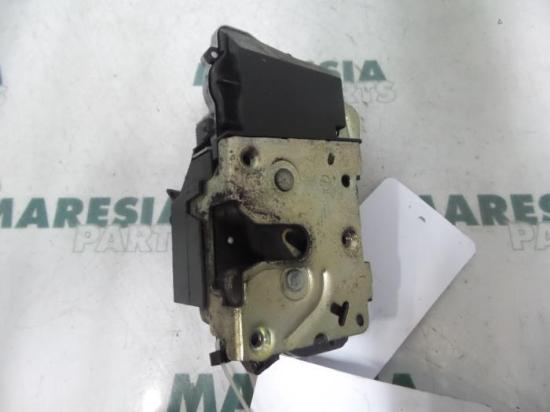 Klappenschlosszug Citroen Xsara Break N2 9136J2 Bild Klappenschlosszug Citroen Xsara Break N2 9136J2