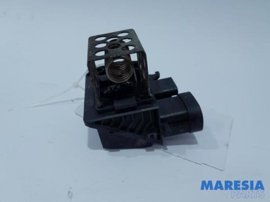 Widerstand Kühlergebläse Peugeot 308 II 9673999980 Bild Widerstand Kühlergebläse Peugeot 308 II 9673999980