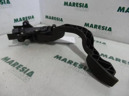 Sensor für Gaspedalstellung Fiat Bravo II 198 46779078 Bild Sensor für Gaspedalstellung Fiat Bravo II 198 46779078