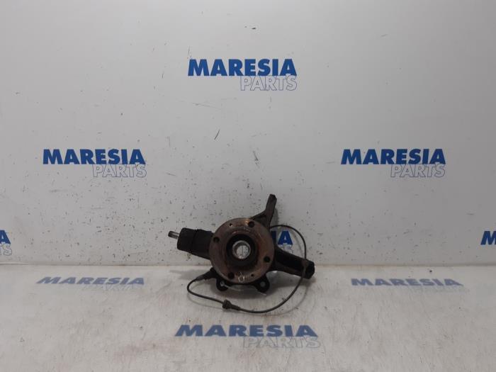 Achsschenkel rechts vorne Peugeot 3008 I 330785 Bild Achsschenkel rechts vorne Peugeot 3008 I 330785