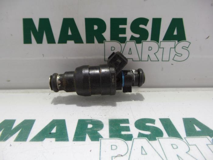 Einspritzdüse Peugeot 406 Break 8E/F 03172MA Bild Einspritzdüse Peugeot 406 Break 8E/F 03172MA