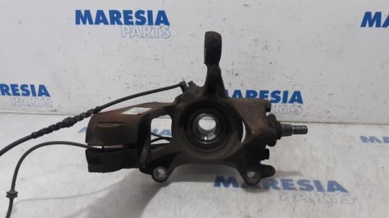 Achsschenkel rechts vorne Peugeot Boxer Kasten 1612735180 Bild Achsschenkel rechts vorne Peugeot Boxer Kasten 1612735180