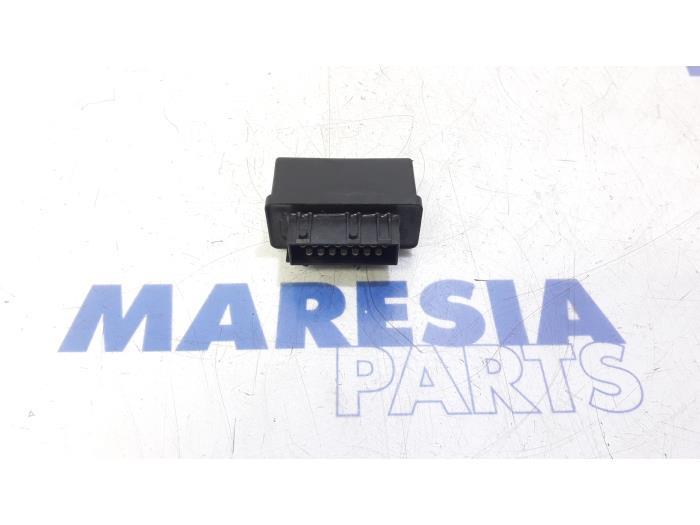 Relais Peugeot 308 I 240107