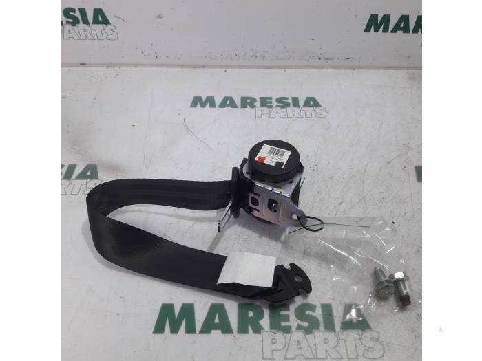 Sicherheitsgurt links hinten Fiat Punto Evo 199 735544418 Bild Sicherheitsgurt links hinten Fiat Punto Evo 199 735544418