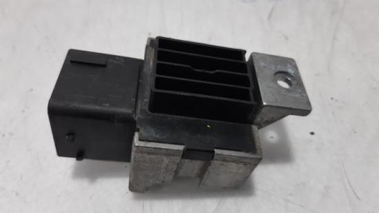 Relais für Glühanlage Citroen DS5 9663824880 Bild Relais für Glühanlage Citroen DS5 9663824880