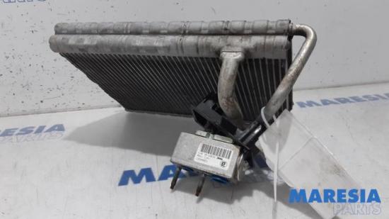 Klimakondensator Citroen DS5 52387190 Bild Klimakondensator Citroen DS5 52387190