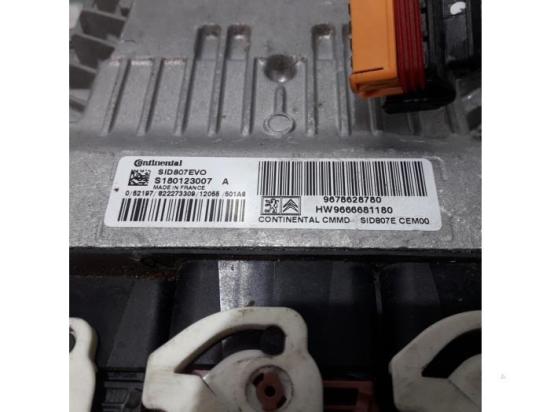 Steuergerät Motor Citroen DS5 9666681180 Bild Steuergerät Motor Citroen DS5 9666681180