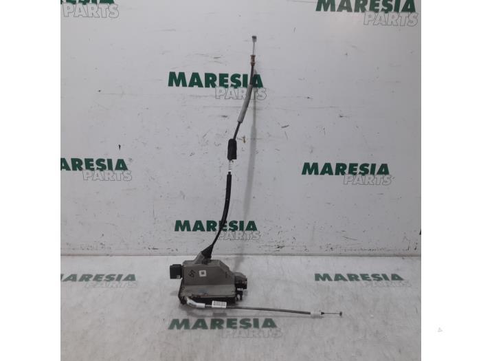 Klappenschlosszug Citroen DS5 9686919780 Bild Klappenschlosszug Citroen DS5 9686919780