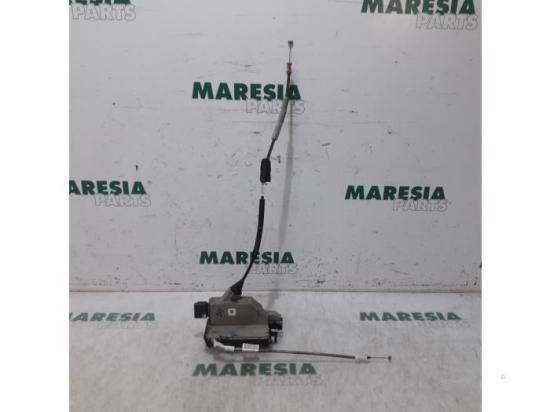 Klappenschlosszug Citroen DS5 9686919780 Bild Klappenschlosszug Citroen DS5 9686919780