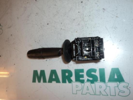 Blinkerschalter Citroen Xsara Break N2 685372 Bild Blinkerschalter Citroen Xsara Break N2 685372