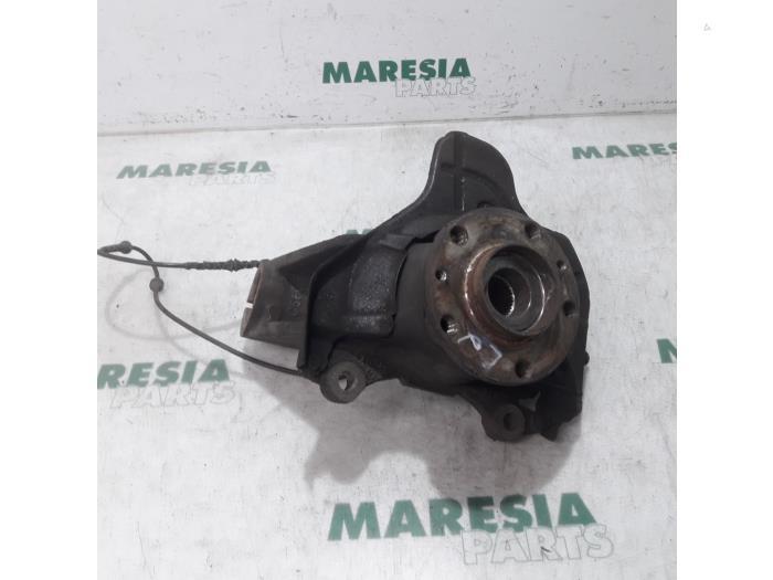 Achsschenkel links vorne Fiat Ducato Kasten 250 1357004080 Bild Achsschenkel links vorne Fiat Ducato Kasten 250 1357004080