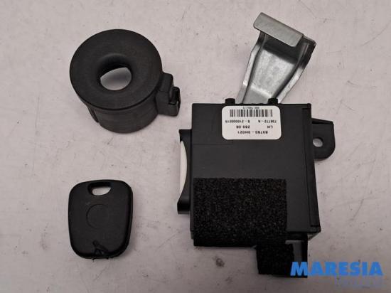 Steuergerät Motor Peugeot 107 0261208702 Bild Steuergerät Motor Peugeot 107 0261208702