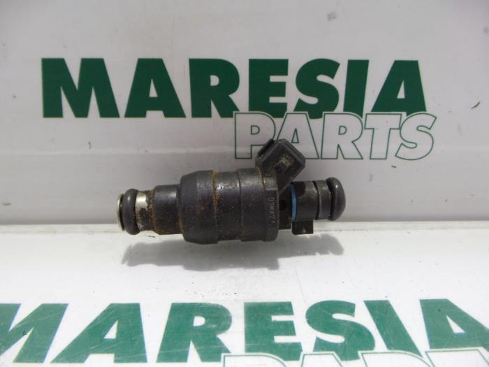 Einspritzdüse Peugeot 406 Break 8E/F 03172MA Bild Einspritzdüse Peugeot 406 Break 8E/F 03172MA