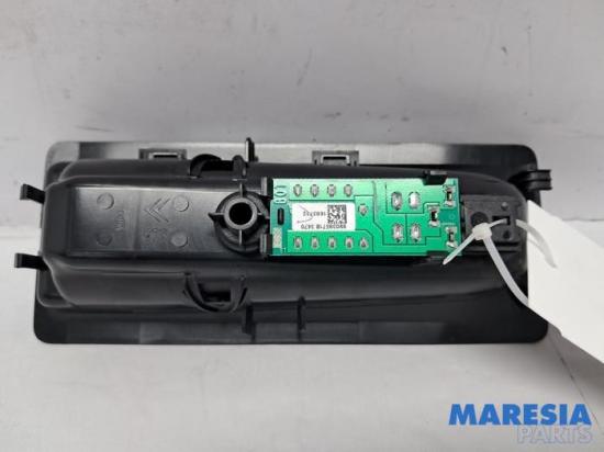 Innenleuchte rechts Peugeot 5008 I 9685614080 Bild Innenleuchte rechts Peugeot 5008 I 9685614080