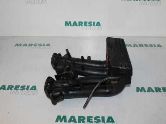 Verteilerrohr Kraftstoff Fiat Ulysse 220 9605946880 Bild Verteilerrohr Kraftstoff Fiat Ulysse 220 9605946880