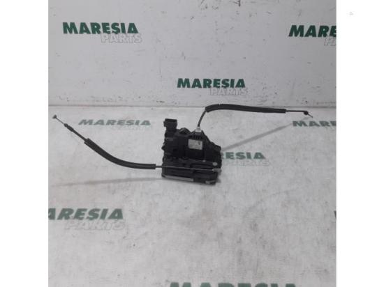 Klappenschlosszug Fiat Ducato Kasten 250 1350147080 Bild Klappenschlosszug Fiat Ducato Kasten 250 1350147080