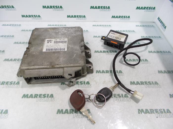 Steuergerät Motor Fiat Marea Weekend 185 46478928 Bild Steuergerät Motor Fiat Marea Weekend 185 46478928