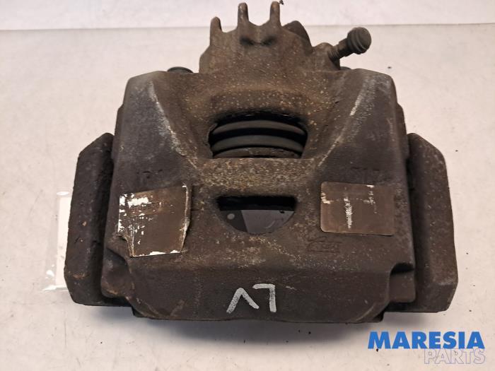 Bremszange links vorne Citroen Berlingo II Multispace B9 4400V7 Bild Bremszange links vorne Citroen Berlingo II Multispace B9 4400V7