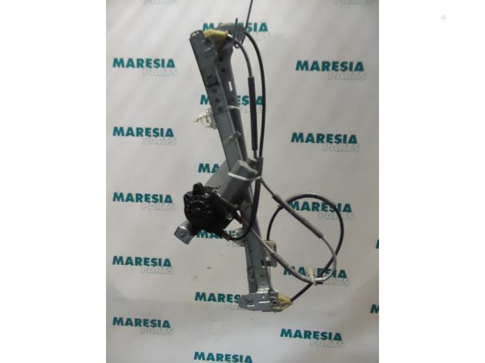 Fensterheber links vorne Citroen Xsara Break N2 9221H4 Bild Fensterheber links vorne Citroen Xsara Break N2 9221H4