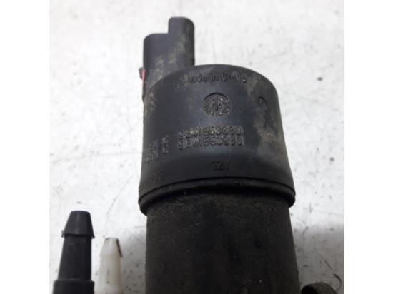 Waschwasserdüse für Scheibenreinigung Citroen DS5 9641553980 Bild Waschwasserdüse für Scheibenreinigung Citroen DS5 9641553980