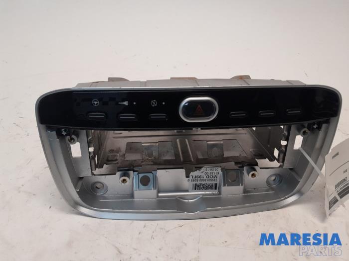 Schalter für Warnblinker Fiat Punto 199 735506945 Bild Schalter für Warnblinker Fiat Punto 199 735506945