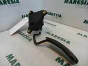 Sensor für Gaspedalstellung Renault Clio III BR0/1, CR0/1 8200297335