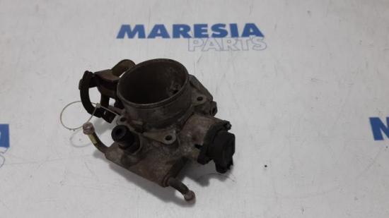 Drosselklappenstutzen Lancia Dedra 835 Bild Drosselklappenstutzen Lancia Dedra 835