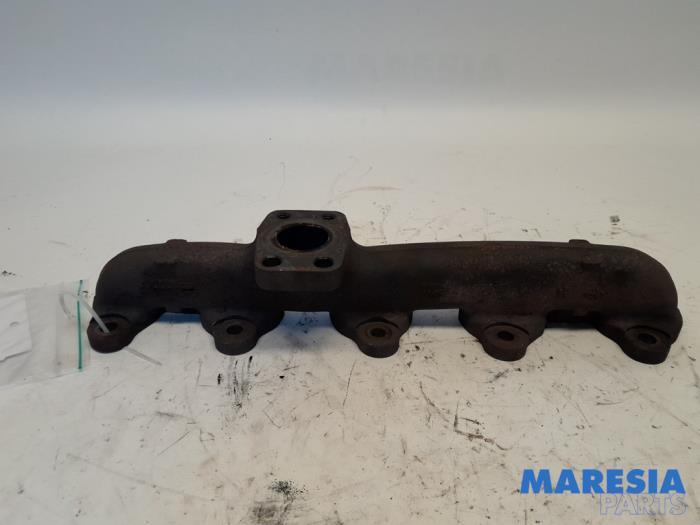 Auspuffkrümmer Peugeot 5008 I 0341J2 Bild Auspuffkrümmer Peugeot 5008 I 0341J2