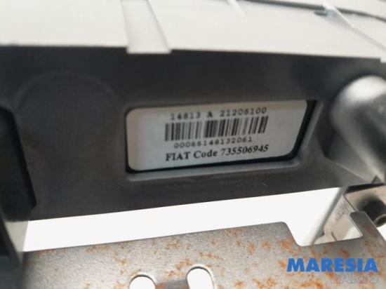 Schalter für Warnblinker Fiat Punto 199 735506945 Bild Schalter für Warnblinker Fiat Punto 199 735506945